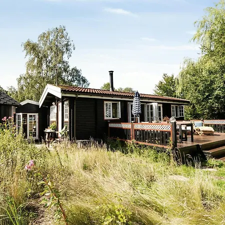 Dom wakacyjny Rustic Vibe In 60s House By Roskilde Fjord